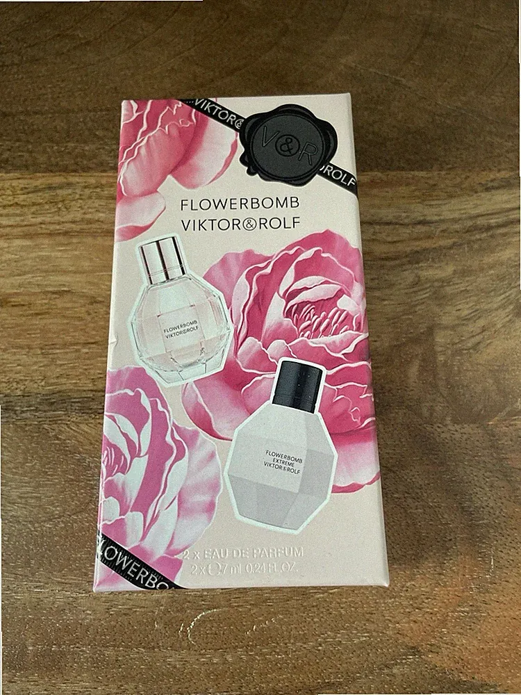 Viktor&Rolf Flowerbomb Eau De Parfum Mini 0.24oz 7ml 2 Count Gift Set Perfume