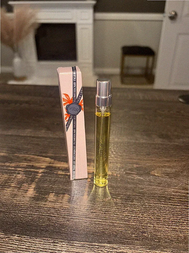Viktor & Rolf Flowerbomb Tiger Lily EDP Perfume .34 Oz Spray - Travel Sz - NIB