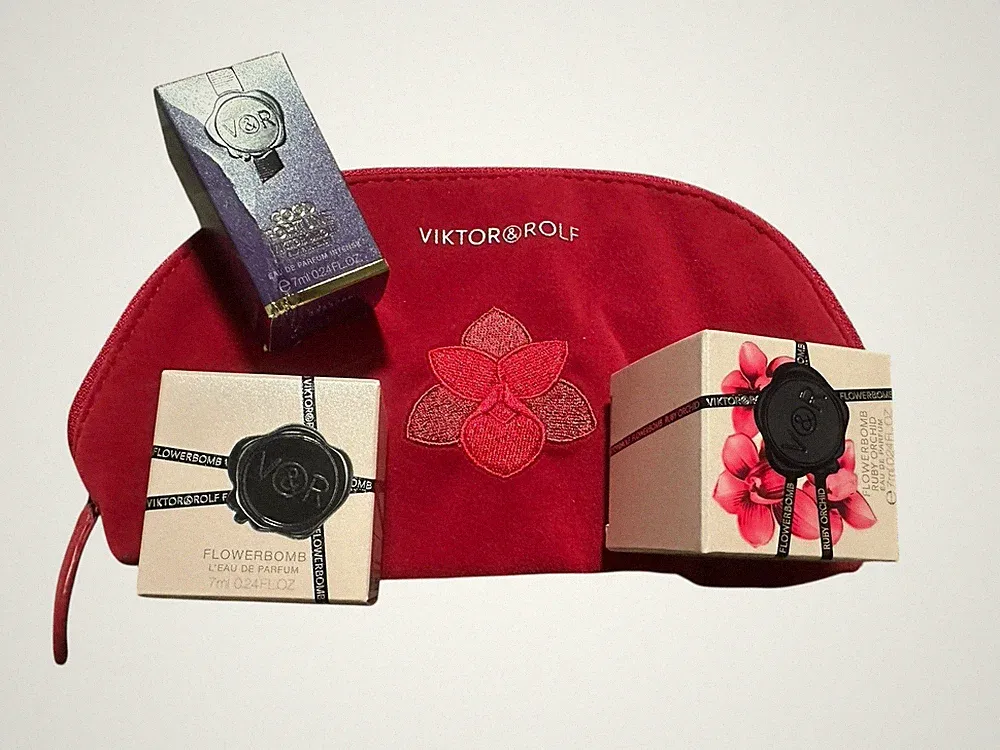 Viktor & Rolf Minis Set: Flowerbomb, Ruby Orchid, Good Fortune Elixir Intense 19